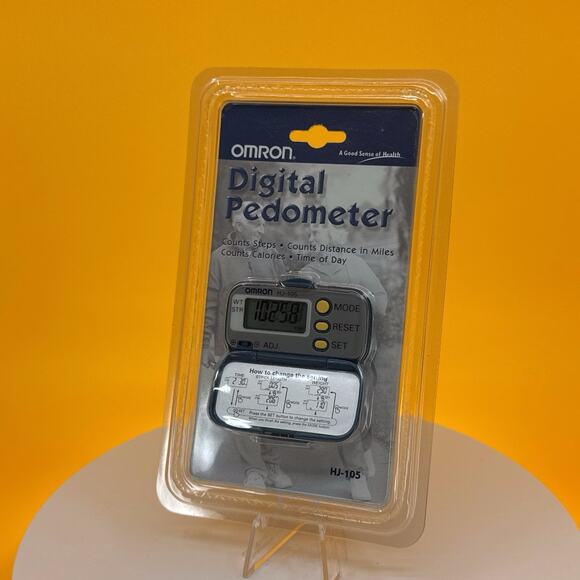 Copied - Omron Pedometer - Track Steps Without a Smartphone! - Picture 2 of 16